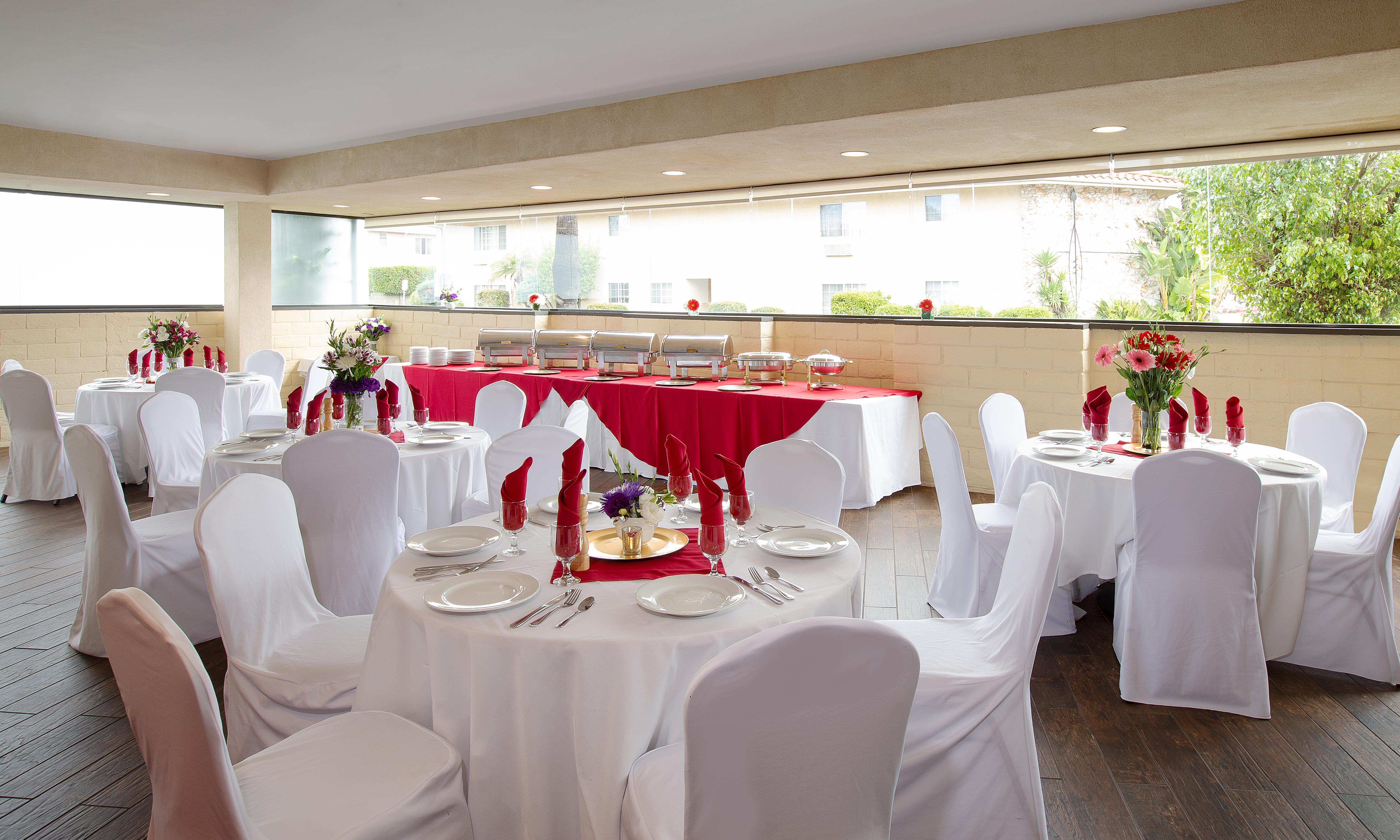 Coast Burbank Hotel Екстер'єр фото